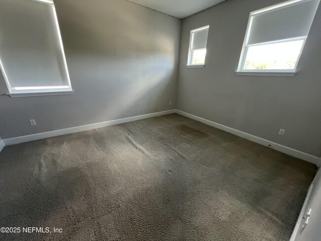 Building Photo - 202 Galleon Dr