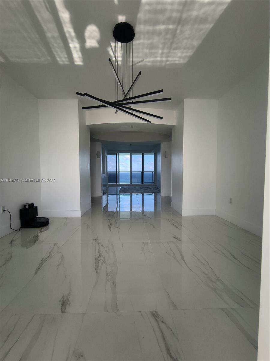 Building Photo - 19111 Collins Ave