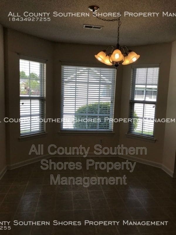 Building Photo - 5103 Capulet Cir