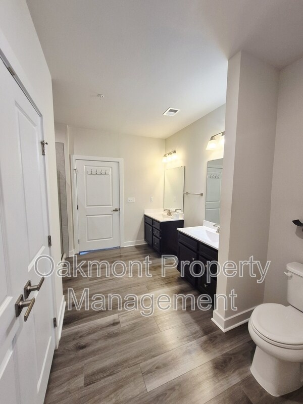 Building Photo - 3700 Maze Runner Dr