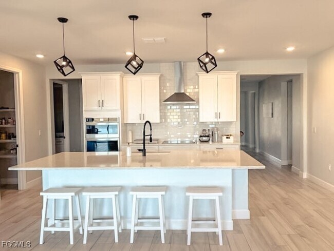 Building Photo - 2038 Grove Dr