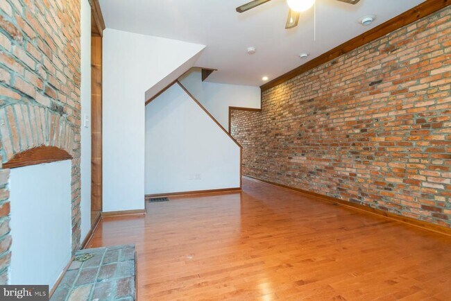 Building Photo - 1145 Carroll St