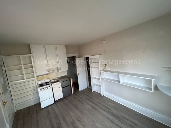 Building Photo - 418-420 Pearl St