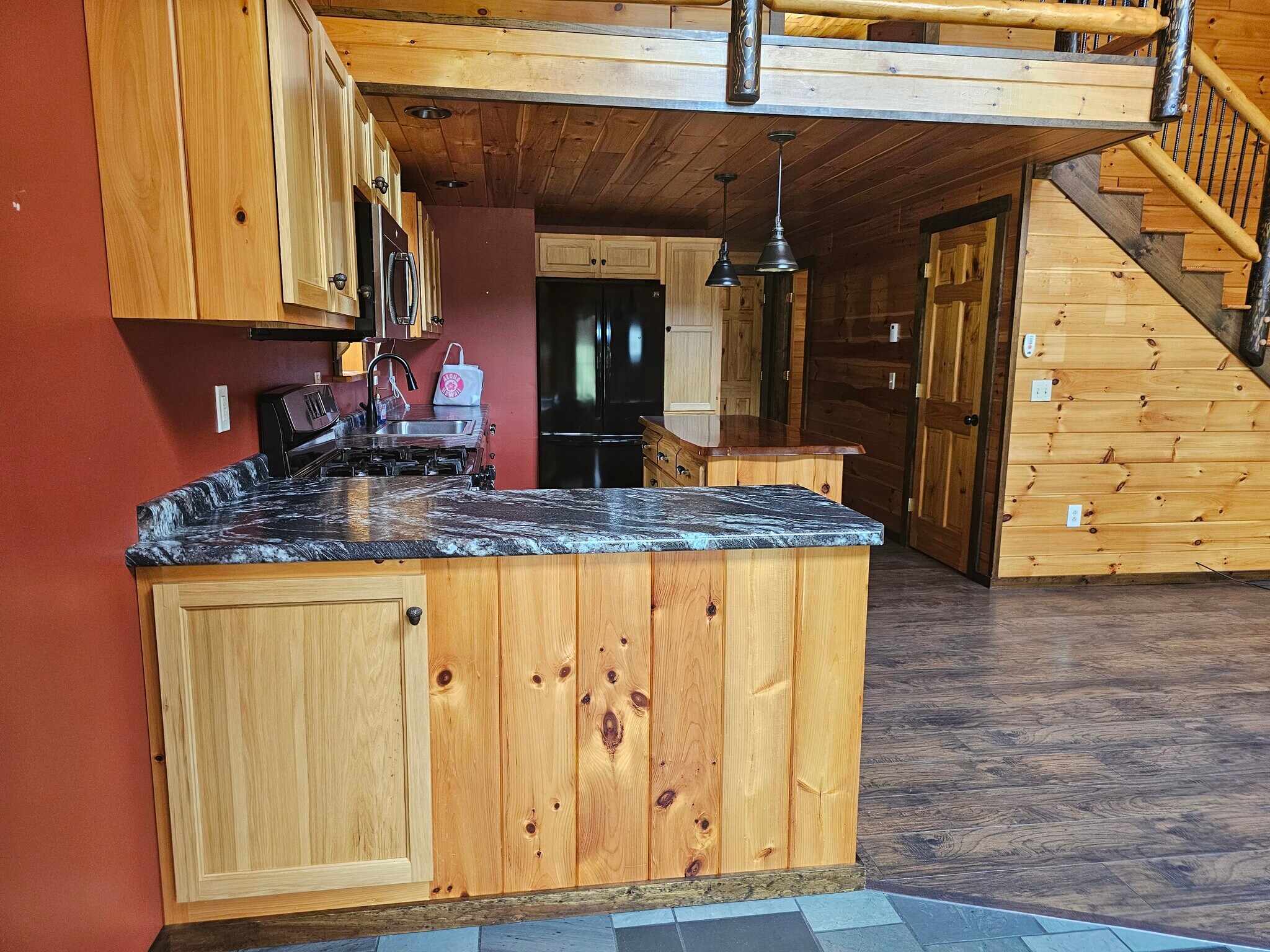 Building Photo - 2058 E Clarendon Rd