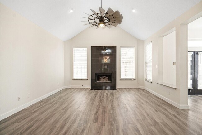 Building Photo - 7008 Caldwell Ln