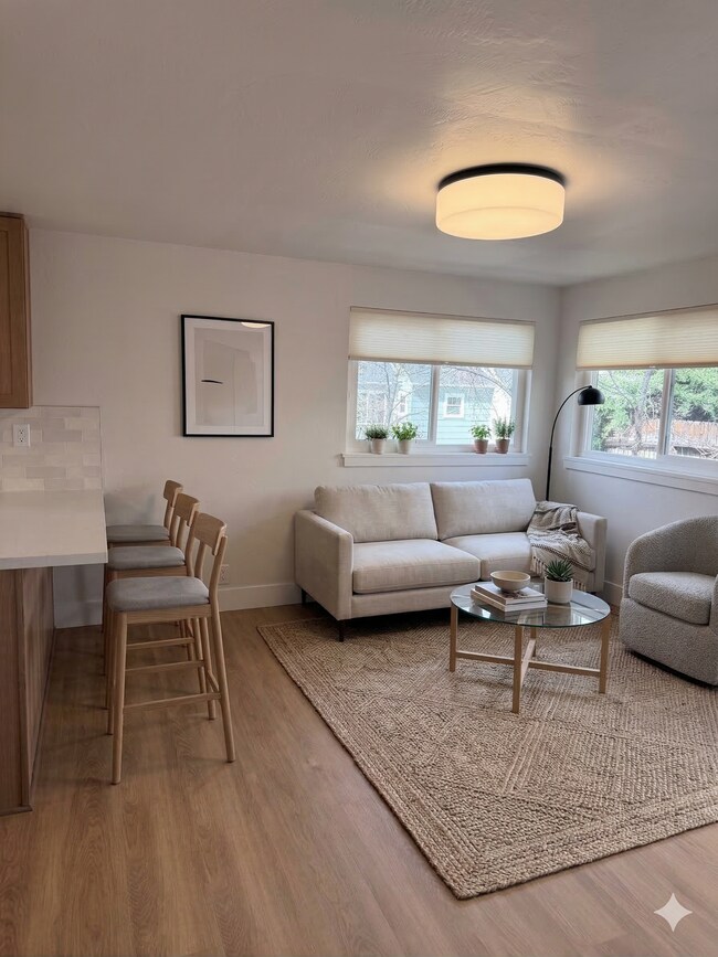 Building Photo - 1213 Gordon Ave