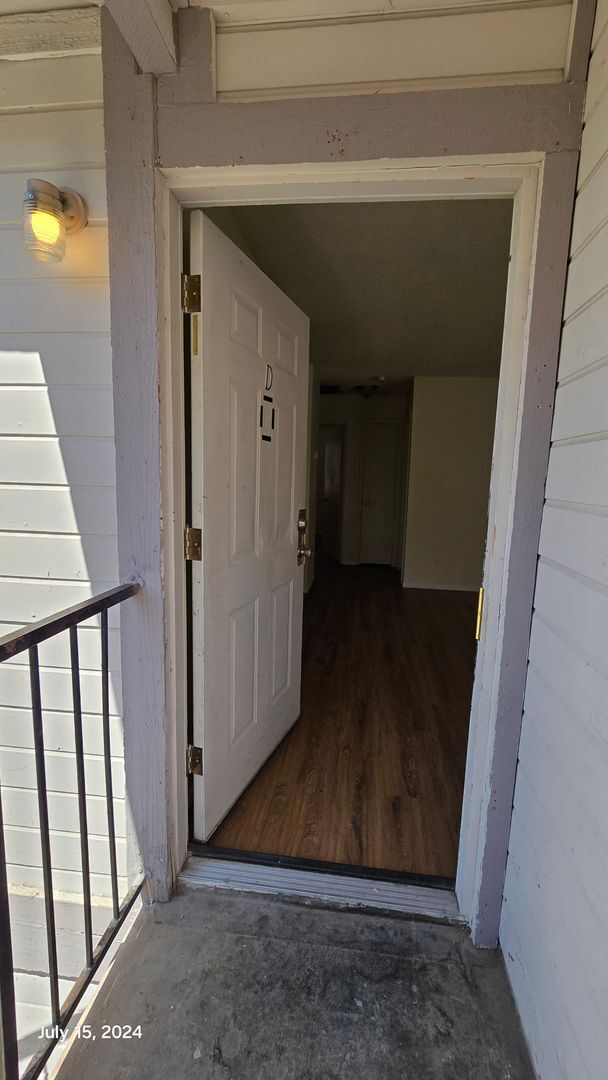 Building Photo - 4220 Middlesex Ave