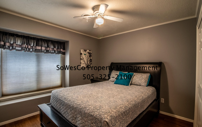 Building Photo - Beautiful Custom 3 Bedroom 2 Bath Home