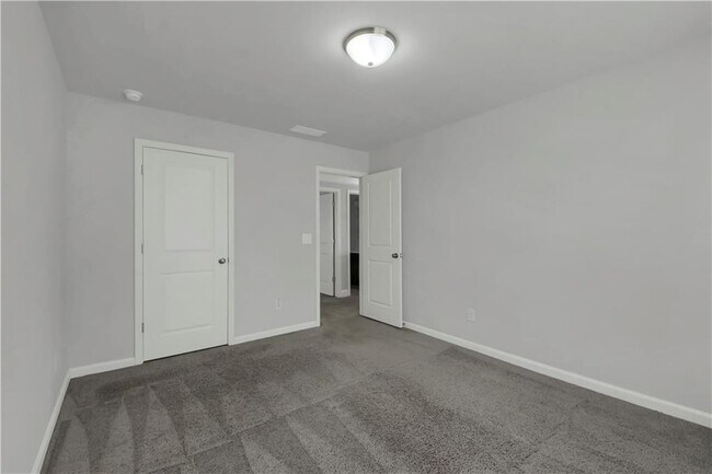 Building Photo - 551 Wagon Hill Ln