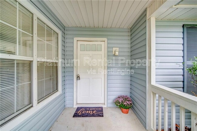 Building Photo - 5113 Hill Farm Dr NE