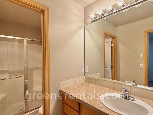 Building Photo - Coming Soon! 2BR 2.5BA Condo in Horizon Po...