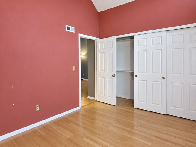 Building Photo - 4044 S Carson St