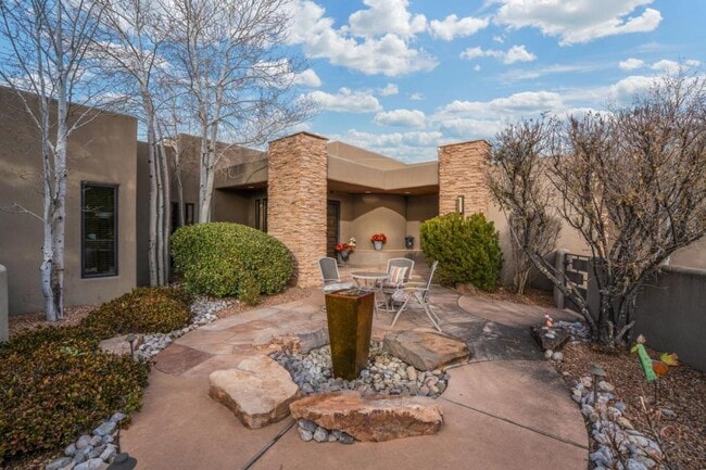 Building Photo - 13415 Pino Ridge Pl NE