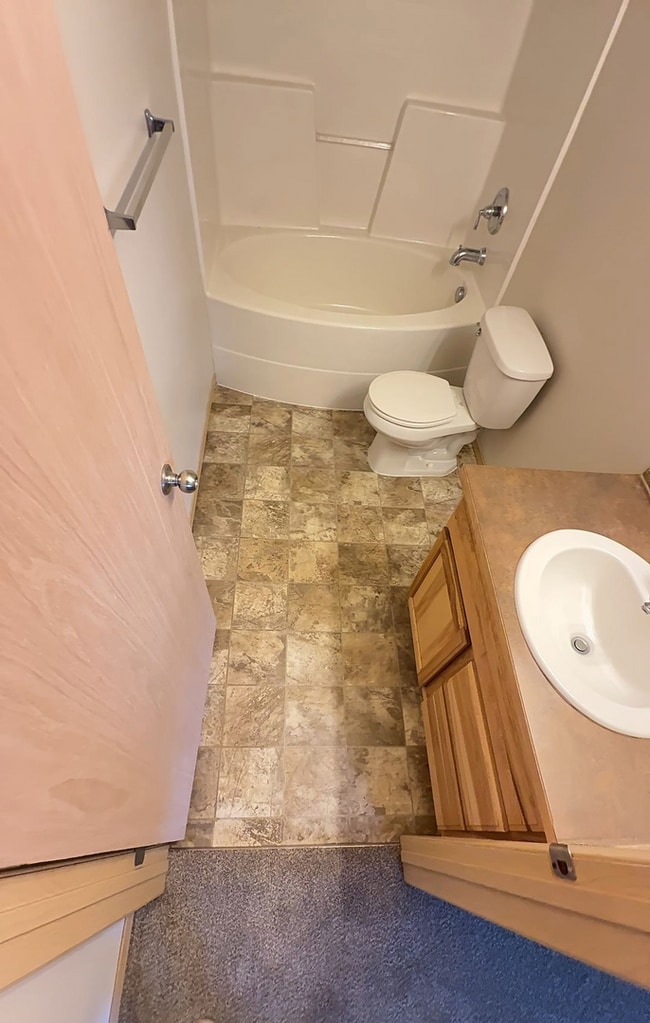 Building Photo - RANCH STYLE DUPLEX (P#461)