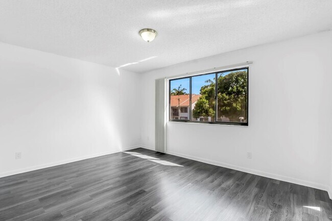 Building Photo - 9222 W Atlantic Blvd