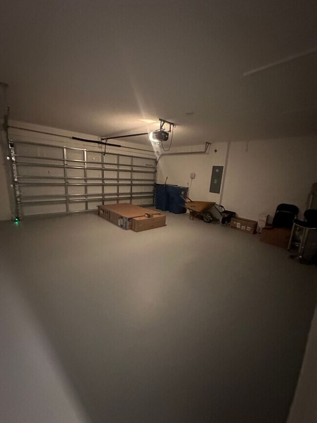 Building Photo - Brand New 4 bed inCypress Park - Haines City