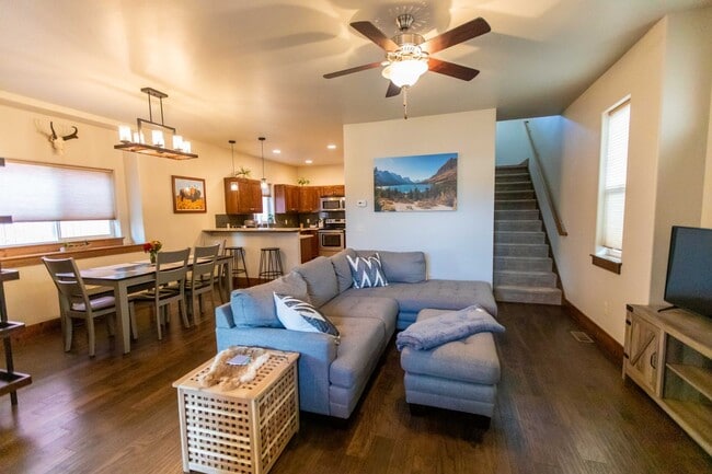 Building Photo - Charming Downtown Retreat: A Unique Blend of Urban Living and Montana Charm in Bozeman
