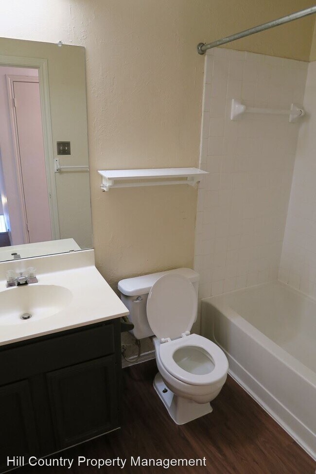 Building Photo - 3 br, 2.5 bath House - 12803 Humphrey Drive