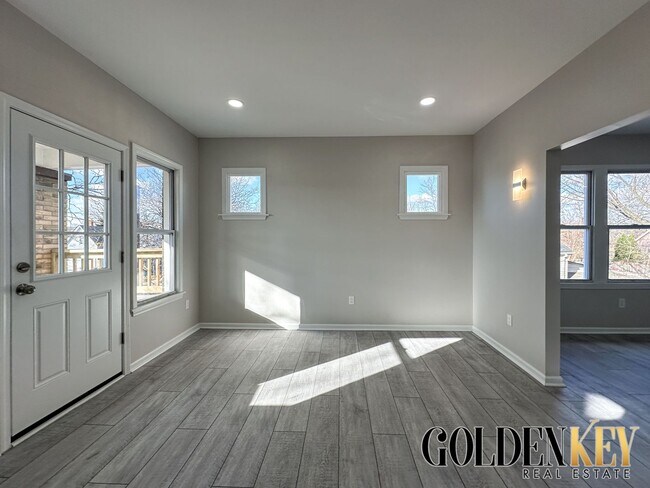 Building Photo - 3854-3831 31st St