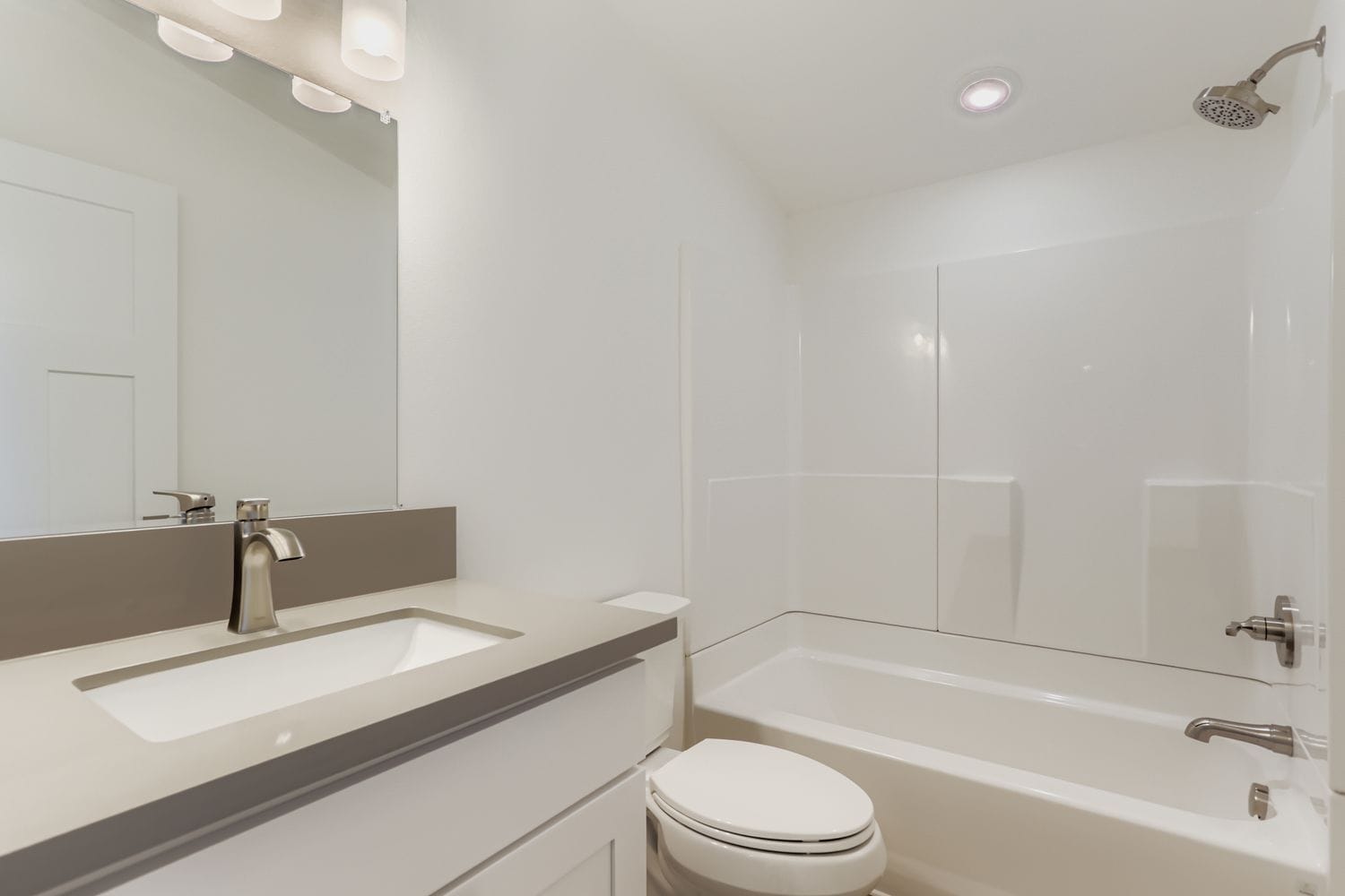 Building Photo - 5021 SE Haig St