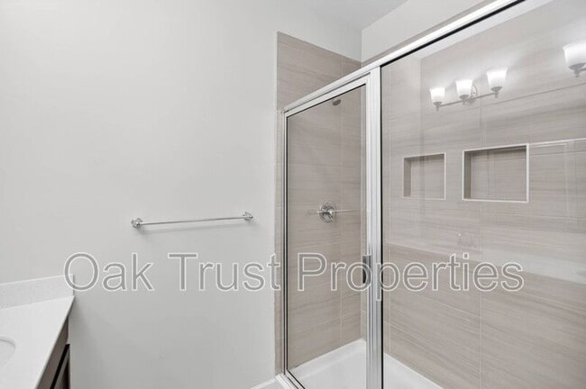 Building Photo - 418 Avocet Dr