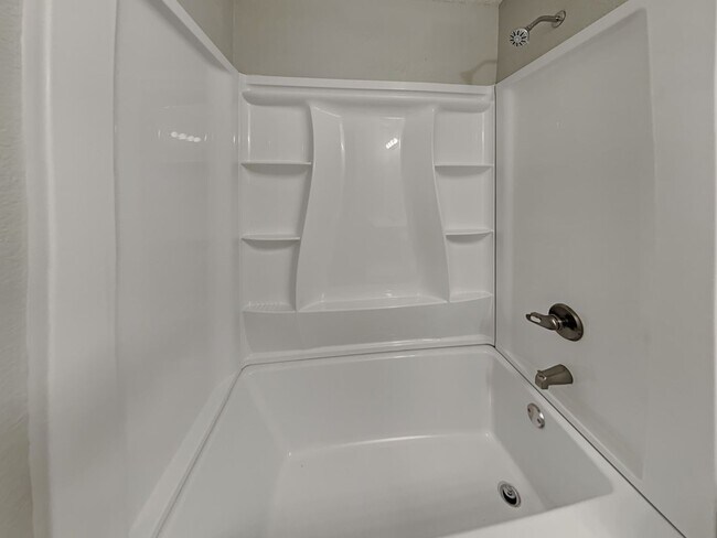 Building Photo - Newly Renovated Single Family Home | 3 BR/2BA | Near Downtown Dallas!
