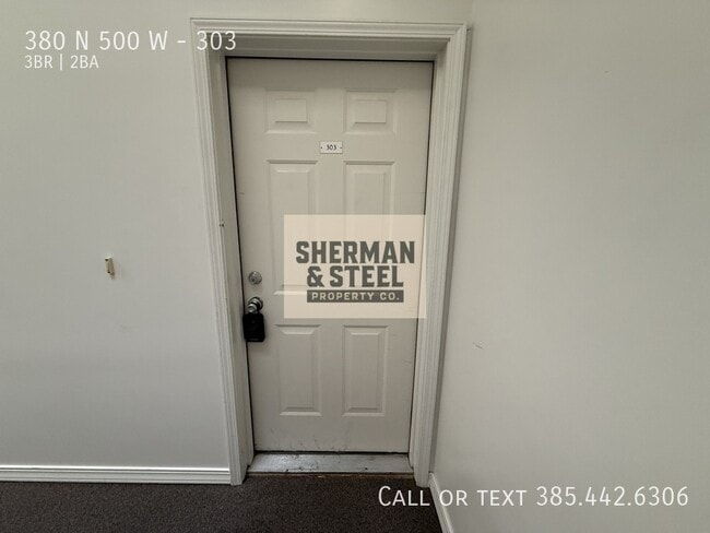 Building Photo - 380 N 500 W