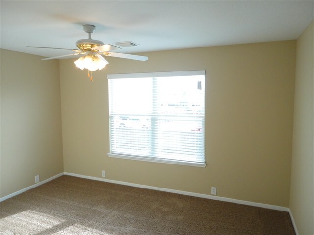 Building Photo - 20115 Cypresswood Glen