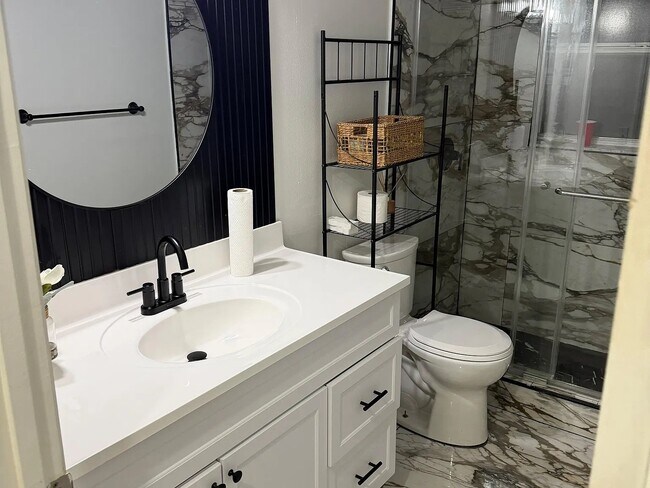 Building Photo - 9972 Dean Oaks Ct