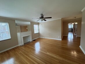 Building Photo - Sasso Banados Properties 802 Kenwick