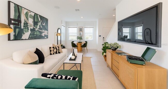 Building Photo - 2004 Viewfinder St