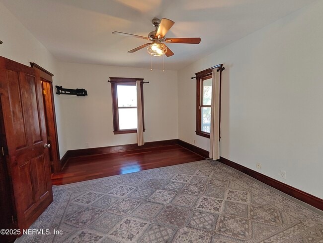 Building Photo - 1250 N Liberty St