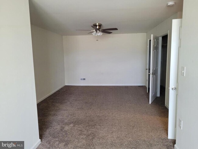 Building Photo - 315 Baltusrol Dr