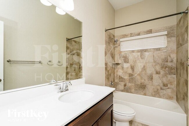 Building Photo - 3813 Shadewell St