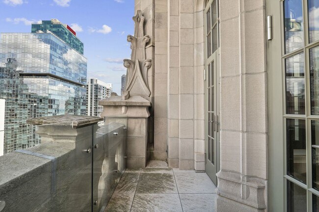 Building Photo - 435 N Michigan Ave