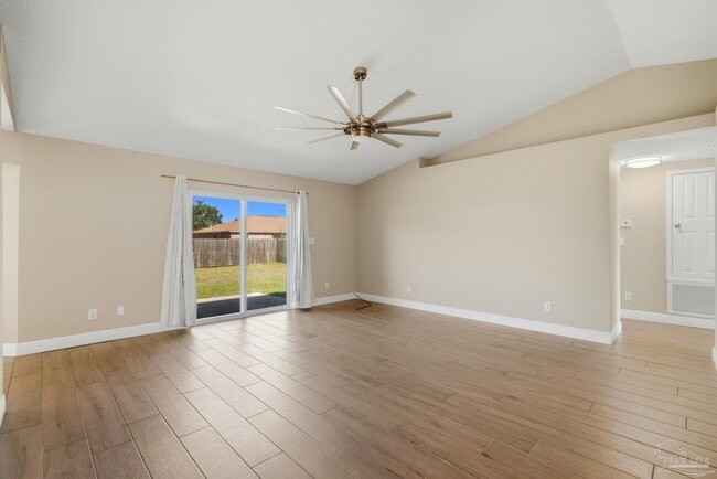 Building Photo - 520 Batten Blvd