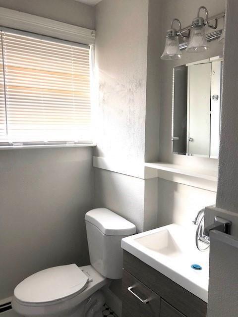 Building Photo - 22-22 10th St