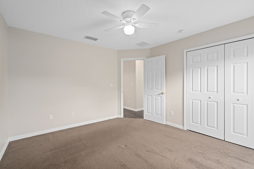 Building Photo - 1056 Princeton Dr