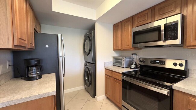 Building Photo - Paradise at Emerald Pointe in Punta Gorda