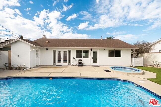 Building Photo - 14592 Belmar Cir