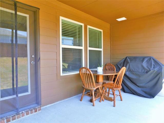 Building Photo - 4025 Huntington Dr