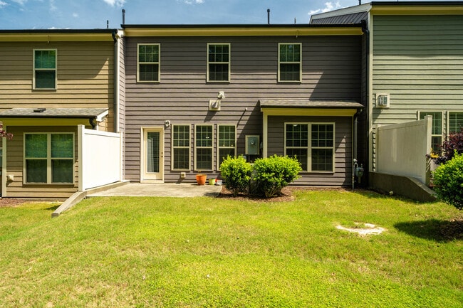 Building Photo - 226 Daymire Glen Ln