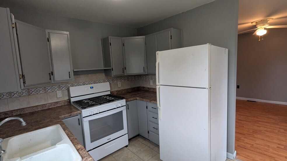kitchen - 4923 State Route 19 S