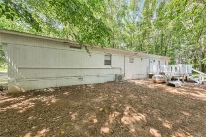 Building Photo - 1725 Oak Grove Church Rd