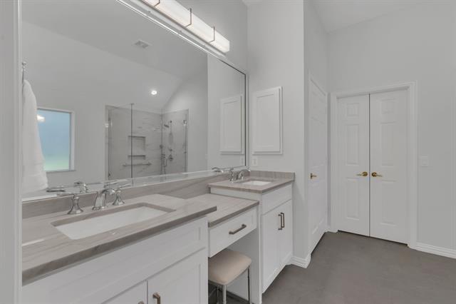 Building Photo - 967 Winged Foot Dr