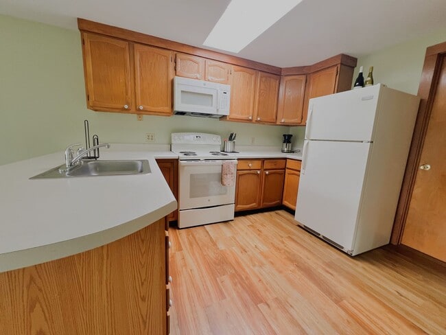 Primary Photo - 1-Bedroom Apartment with Panoramic Wooded ...