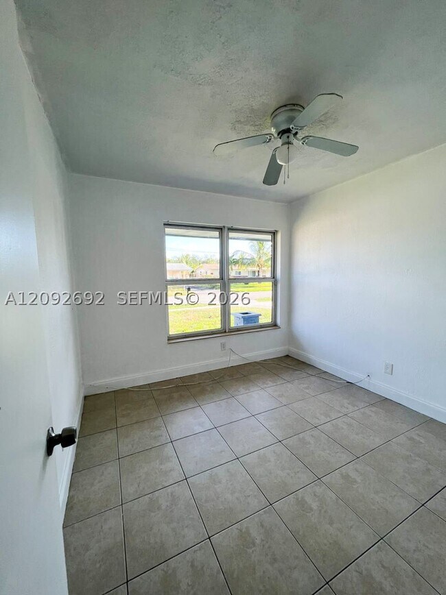 Building Photo - 3461 NW 17th St