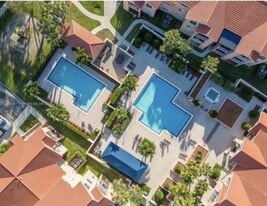 Building Photo - 10521 SW 158th Ct