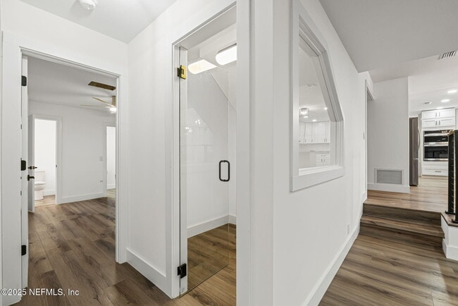 Building Photo - 5477 Brightwater Ln