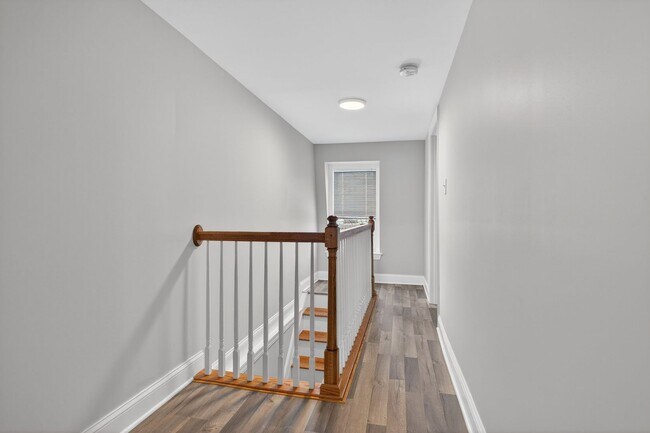 Building Photo - 39 Carroll St